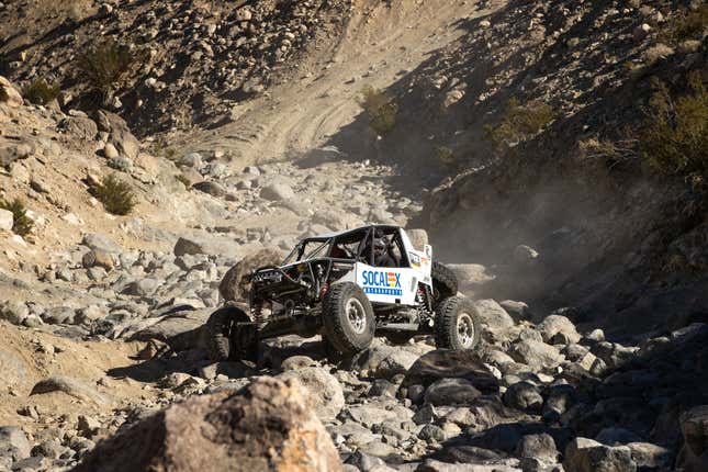 The 4800 race rig tackling a challenging rock climb